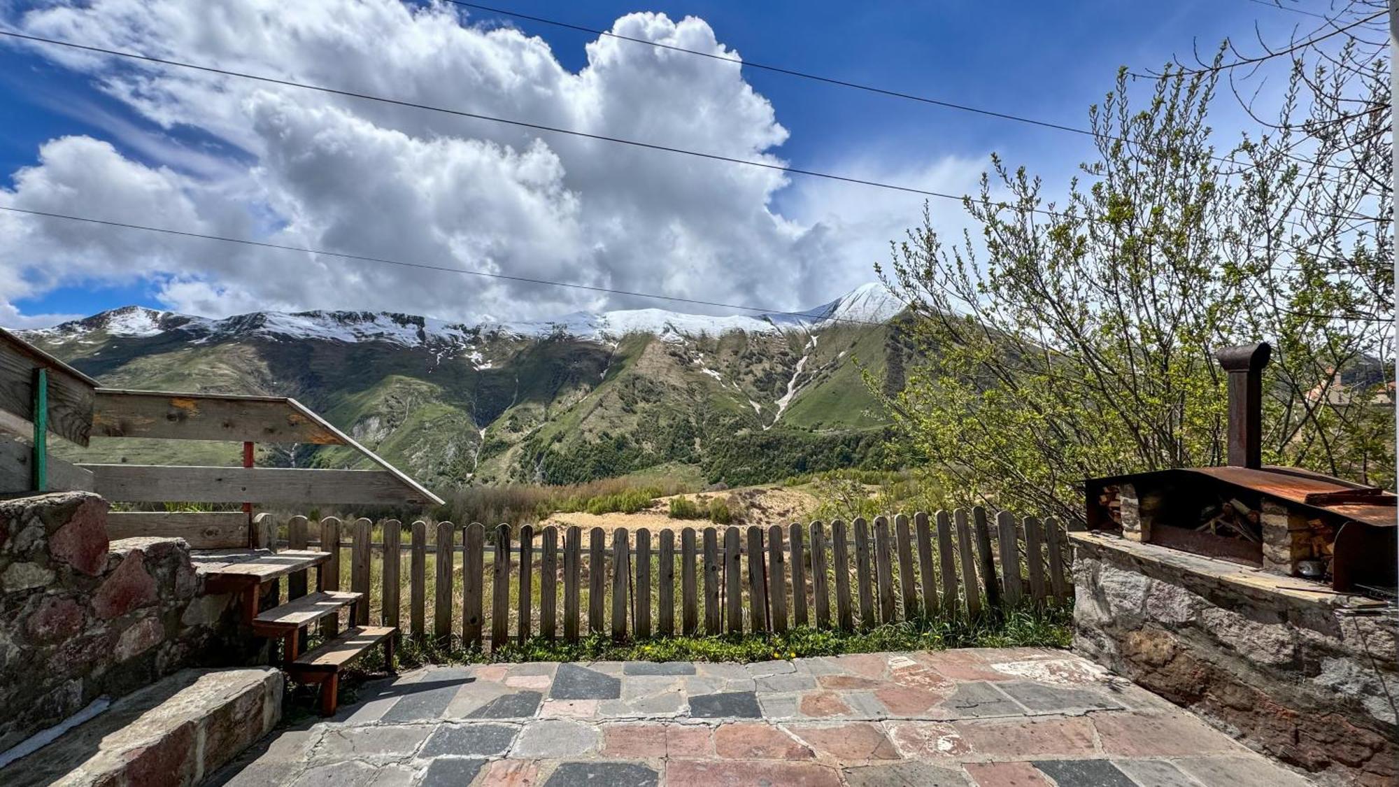Cottage Гудаури Екстериор снимка